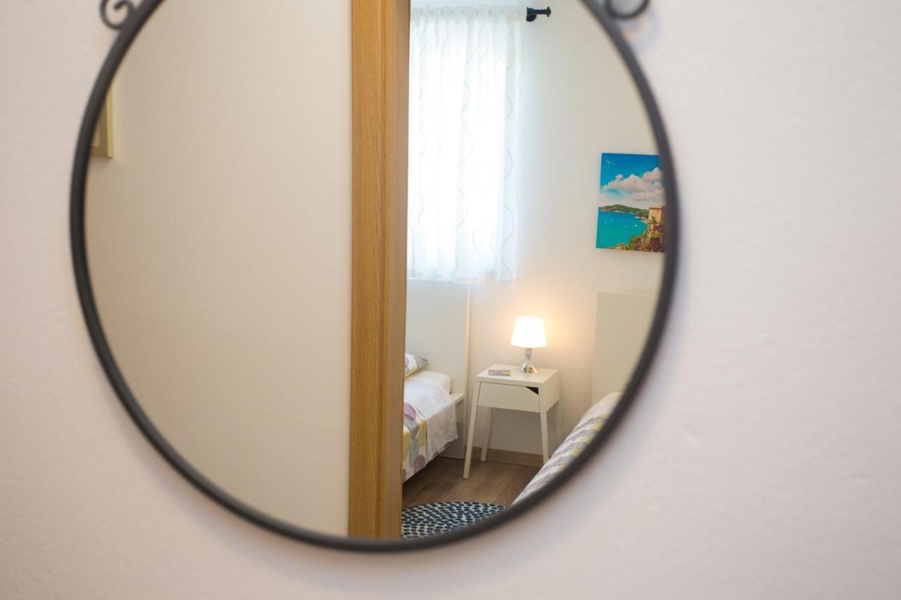 Apartman Girasol Pula Apartment Exterior foto