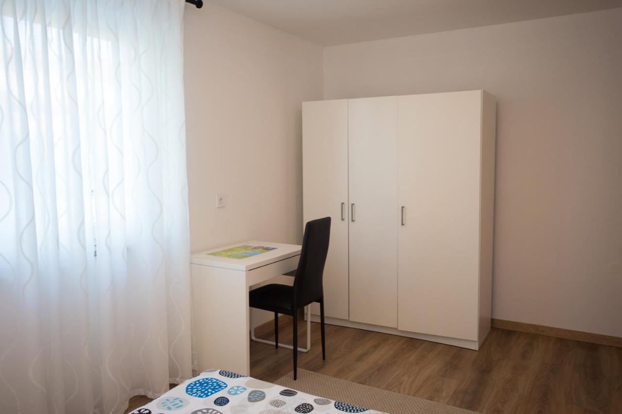Apartman Girasol Pula Apartment Exterior foto
