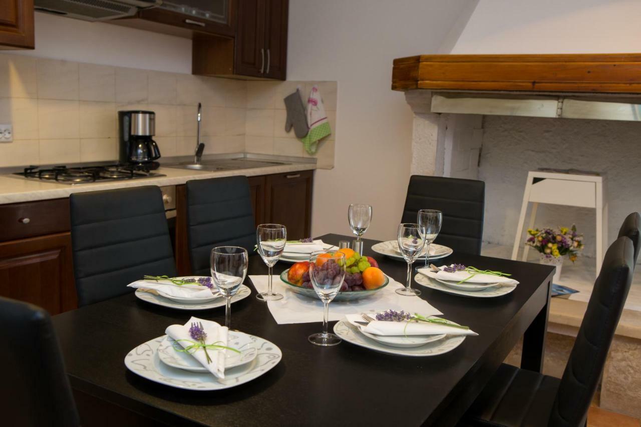 Apartman Girasol Pula Apartment Exterior foto